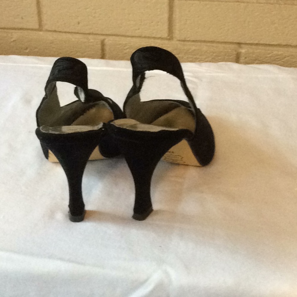 Shoes - Picture 2 of 4